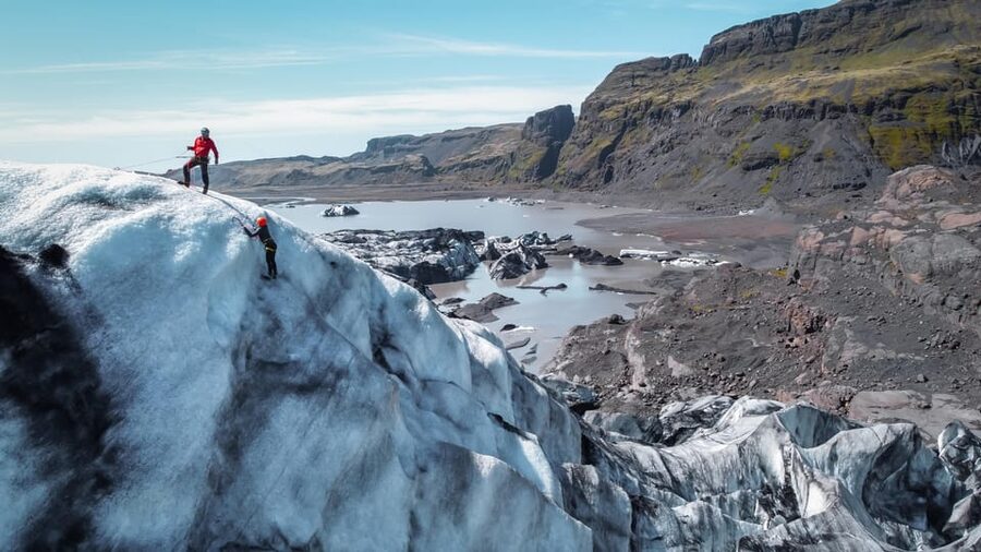 Ice climbing at Sólheimajökull - Sólheimajökull glacier ice climbing, and why this spot works