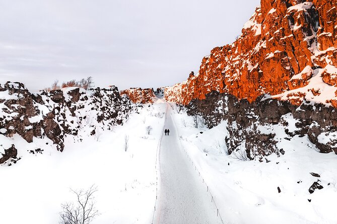 Iceland Golden Circle & Glacier Snowmobiling Guided Experience - Geysir and Strokkur: the geothermal show with 45 minutes of timing