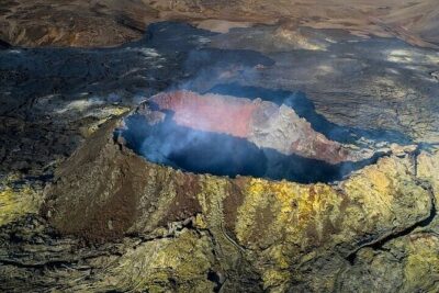 Iceland Volcanic Eruption Area Helicopter Tour from Reykjavík