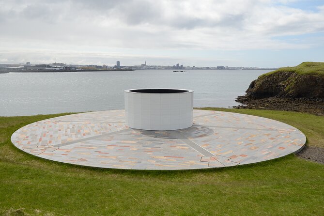 Imagine Peace Tower Tour on Viðey island | John Lennon tribute - Northern lights: what you should realistically hope for