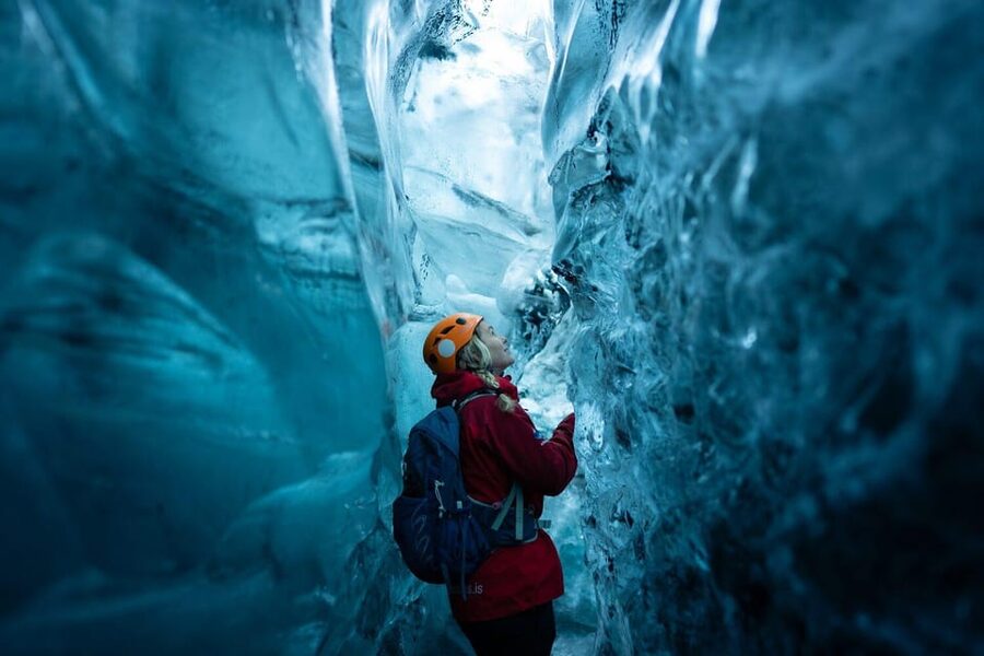 Jökulsárlón: Crystal Ice Cave Super Jeep Tour - Jökulsárlón to Breiðamerkurjökull: the Super Jeep part that sets the tone