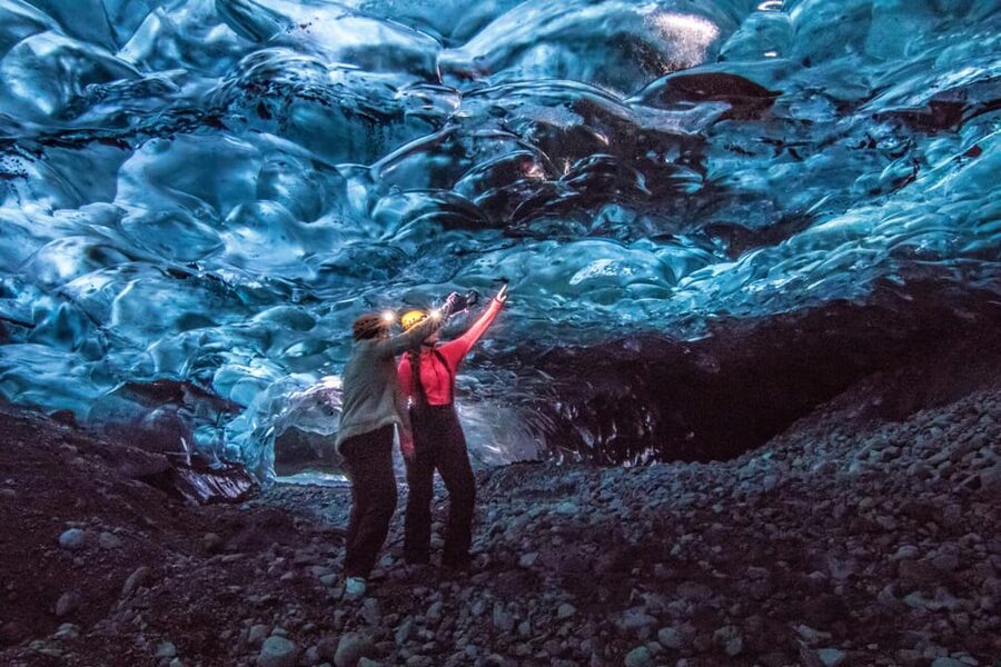 Jökulsárlón: Crystal Ice Cave Super Jeep Tour - Walking onto the glacier: short distance, serious conditions