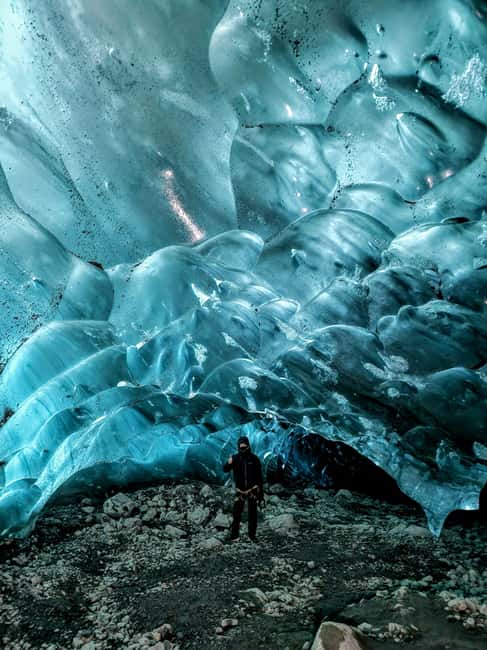 Jökulsárlón Ice Cave Tour - Inside Vatnajökull glacier - Inside the Ice Cave: Colors, Formations, and Photo Realism