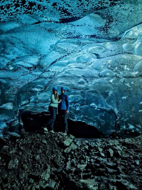 Jökulsárlón Ice Cave Tour - Inside Vatnajökull glacier - Timing, Safety, and the Real Nature of a Natural Cave