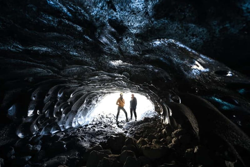 Jökulsárlón: Vatnajökull Glacier Ice Cave Tour by Super Jeep - Super jeep power: the ride into Vatnajökull country