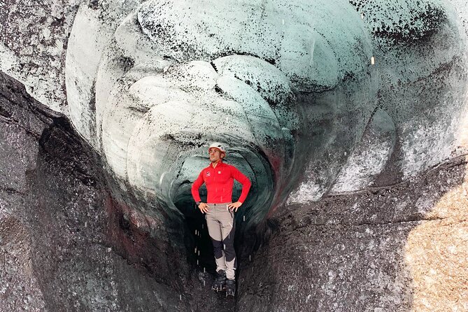 Katla Ice Cave & South Coast Day Tour from Reykjavik - Skógafoss and Seljalandsfoss: two waterfall stops with different plans