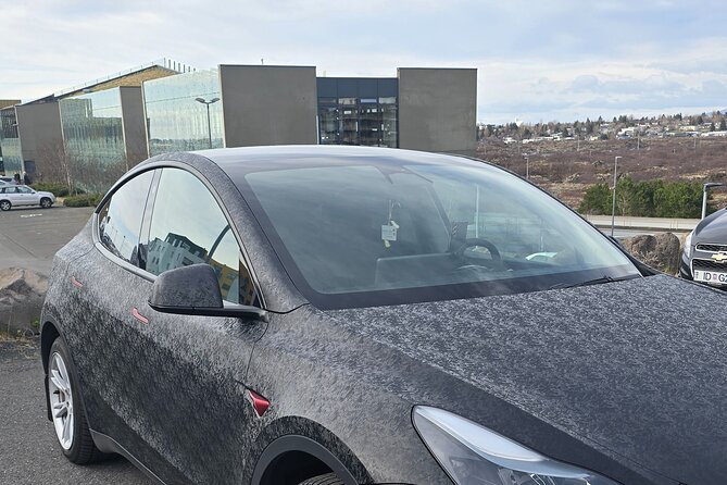 Keflavik Airport: One-way Private Transfer to/from Reykjavik - Flight Monitoring That Actually Helps When Timing Changes
