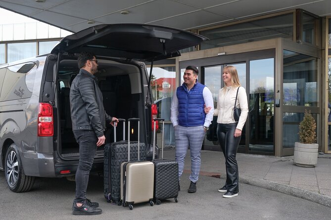 Keflavik Airport One-Way Private Transfer To or From Reykjavik - Key things that make this transfer work well
