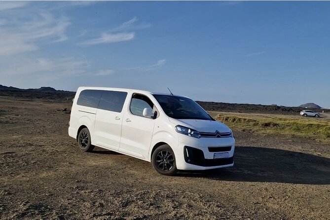 Keflavik Airport Private Transfer Round Trip - Keflavik to Reykjavik, without the airport stress