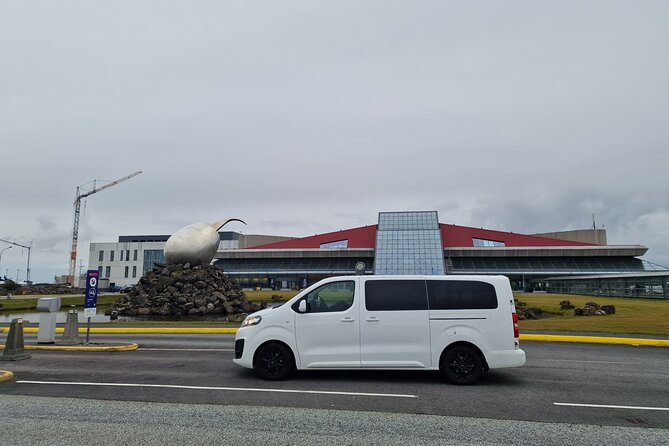 Keflavik Airport Private Transfer Round Trip - What the drive time really feels like