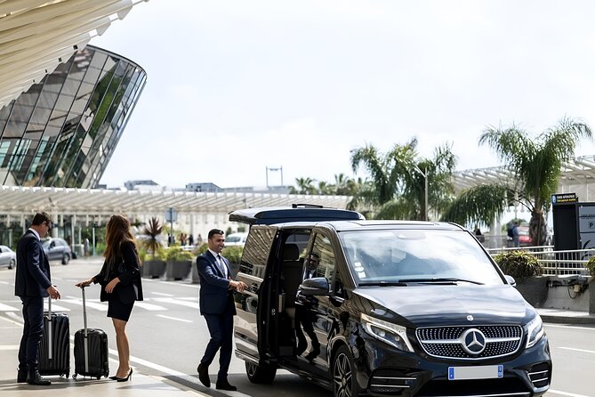 Keflavik Airport Private Transfer To/or from Blue Lagoon - Why Keflavik to Blue Lagoon works best as a private ride