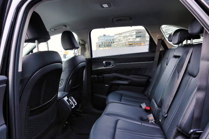 Keflavik Airport To Skarfabakki Harbour Private Transportation - Price and value: what you’re really paying for