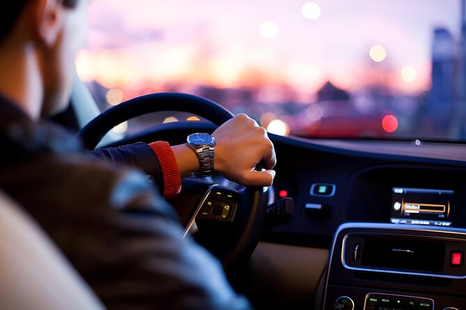 Keflavik Airport Transfer to /or From Reykjavik, Iceland - Why Keflavik to Reykjavik is easier with private transport