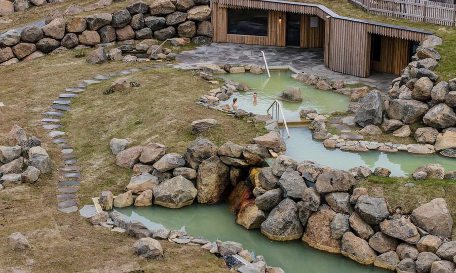 Kerlingarfjöll: Highland Baths Admission - Should you book Highland Baths admission?