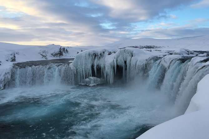 Lake Myvatn and Godafoss Waterfall Day Tour from Akureyri - Getting There: Pickup, Small Group Pace, and a Real 8-Hour Rhythm