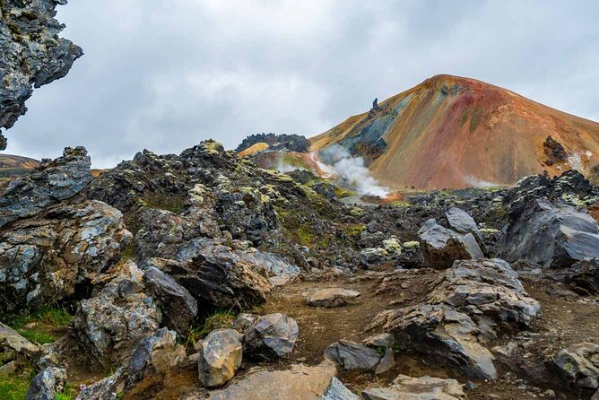 Landmannalaugar Hiking, Haifoss Waterfall and Hot Springs Tour - Stop 3: Bláhylur crater lake for a calmer moment