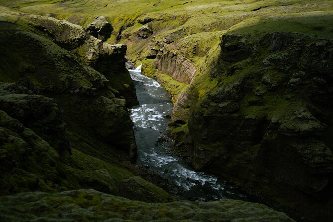 LANDMANNALAUGAR : Private Highlands - Stop 4: Sigöldugljúfur and the Valley of Tears Waterfall Run