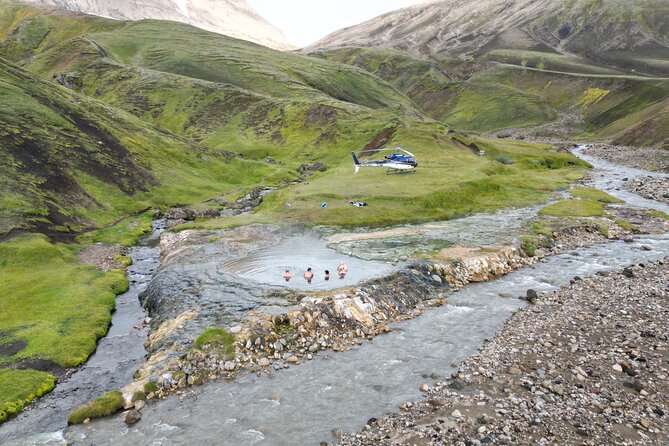Landmarks from Above: Helicopter tour with 3 Landings - Why a helicopter makes the Golden Circle feel faster