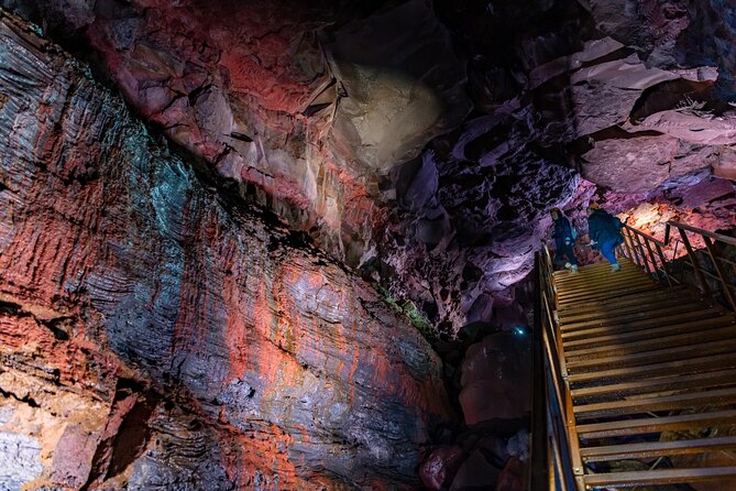 Lava Caving Experience - Weather and timing: caves have no patience for bad conditions