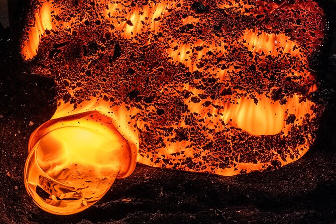 Lava Show Reykjavik Admission Ticket - Optional Premium Upgrade - Why arriving 20 minutes early is worth it