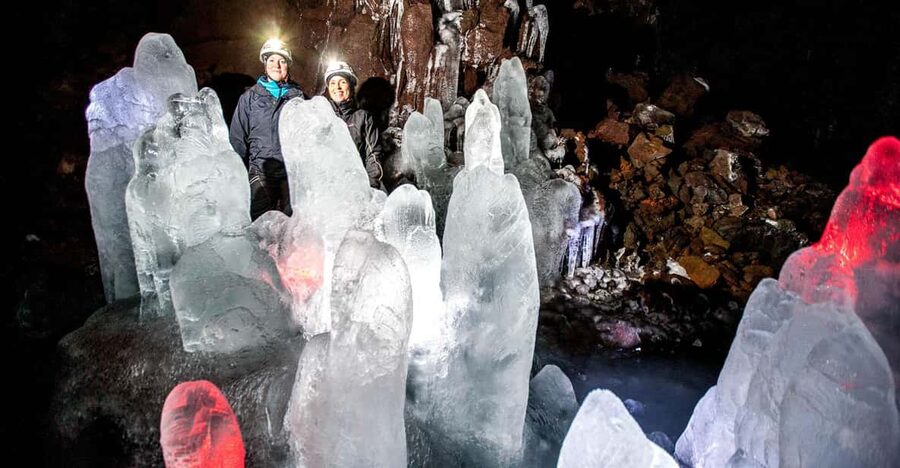 Lofthellir Ice Cave Super Jeep Tour - Entering Lofthellir: Darkness, No Preset Lights, and Airflow Balance