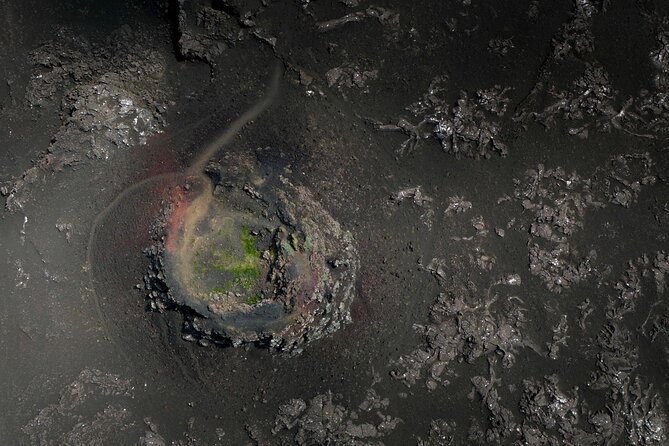 Luxury Private Tour of Reykjanes Peninsula Volcanic Wonders - Comfort details that matter on a volcano day