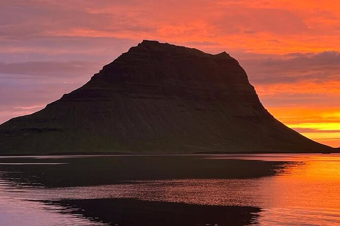 Midnight Sun Kayaking Adventure by Mt. Kirkjufell - Where Midnight Sun Kayaking Happens: Kirkjufell and the Grundarfjörður Bay