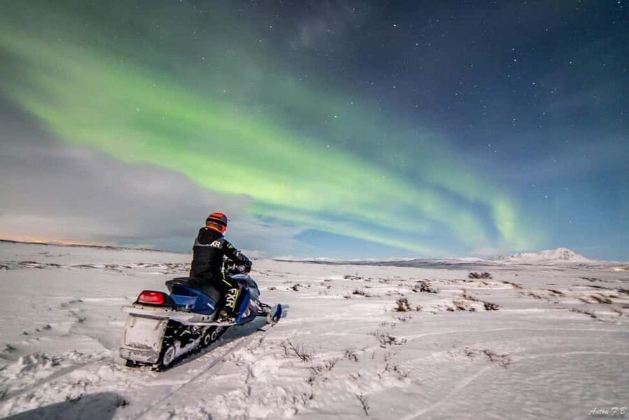 Mývatn: Northern Lights Snowmobile Tour - Key highlights you’ll feel fast