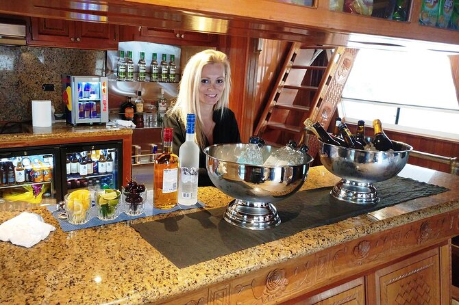 New Year's Eve Reykjavík Cruise - Engey, Lundey, and Viðey: the island tour you didn’t expect