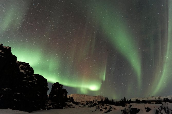 Northern Lights 4x4 Jeep/van Tour from Akureyri - How the waiting works: stops, photos, and that cocoa break