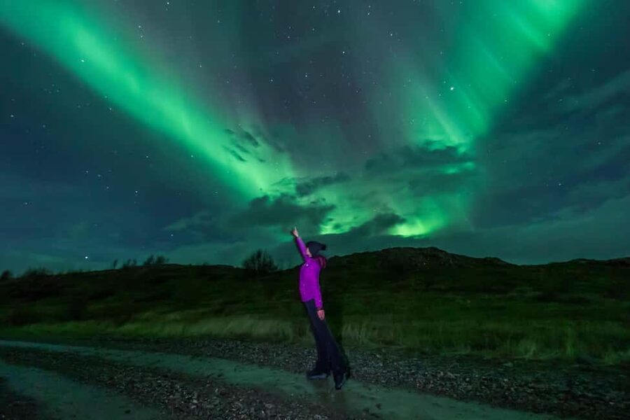 Northern Lights 4x4 Super, Photos, Hot Cocoa, Pastries - Professional Night Photography, Built Around You
