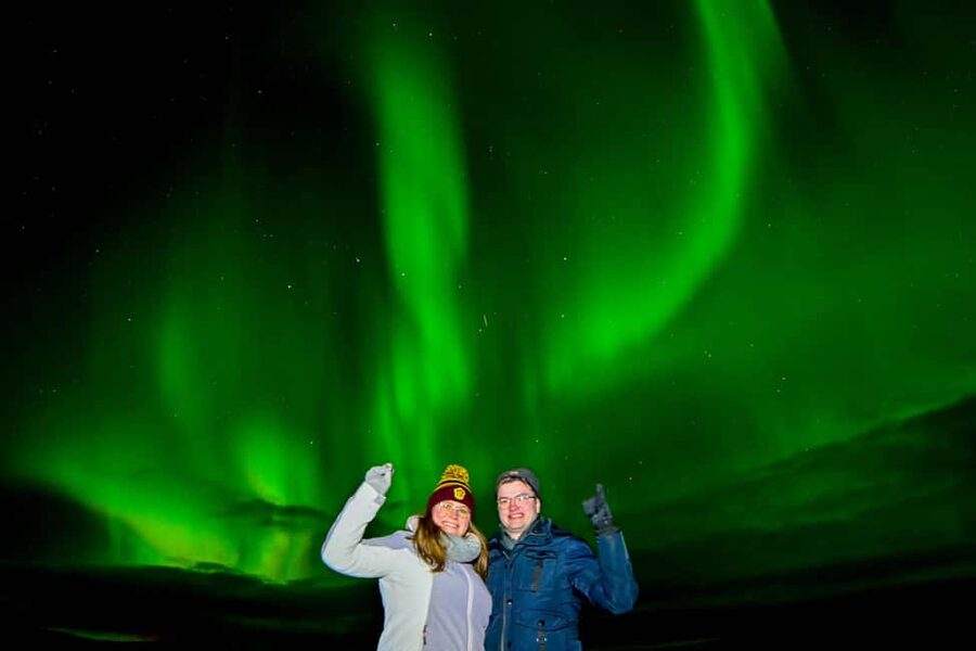 Northern Lights: Cozy Night Adventure with Hot Chocolate - Reykjavík pickup at Höfðatorg, and why the start time matters