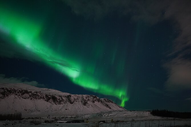 Northern Lights In luxury off-road SUV with Photos and Treats - Price and value for a private group up to 6 in Reykjavik
