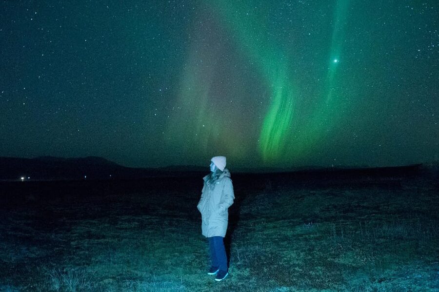 Northern Lights in Mini Bus, Photos, Hot Cocoa and Pastries - What to bring (and what not to overthink)