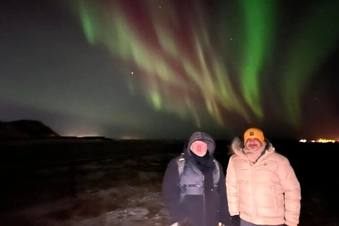 Northern Lights Private Guided Tour With Professional Photos - The Viewing Time: Dark Sky, Warm Drinks, and Real Explanations