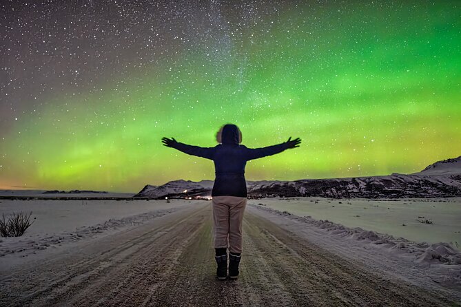 Northern Lights Small Group Tour from Reykjavik - The Warm Drinks and Pastry Detail You Will Thank Yourself For