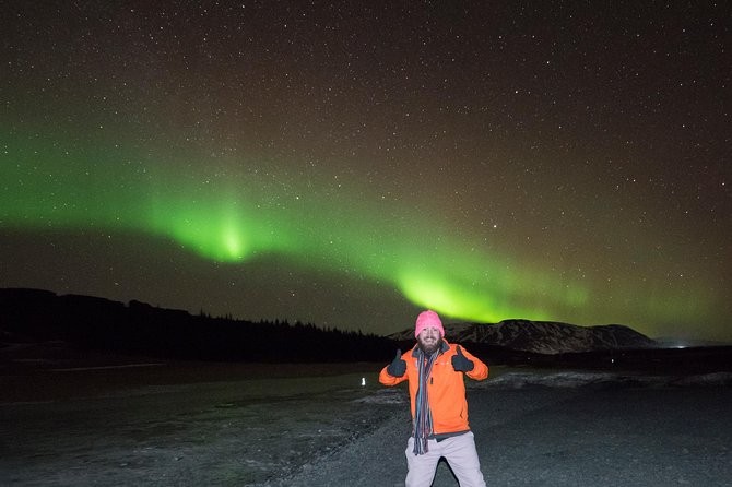 Northern Lights Small-Group Tour From Reykjavik with Hot Drink - Hot Chocolate, Sweets, and Keeping Your Energy Up