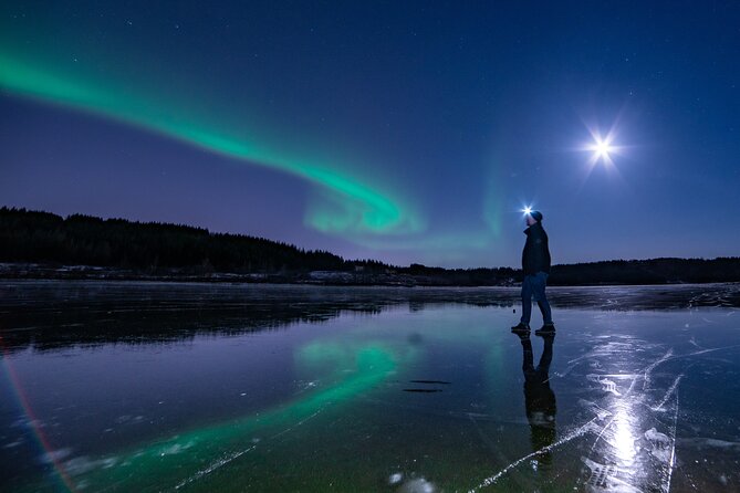 Northern Lights Small-Group Tour with Hot Chocolate & Photos - Price and Logistics, and the Real Value of This $172.41 Night