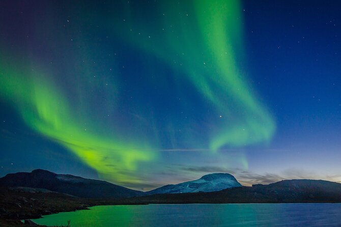 Northern Lights Yacht Cruise in Reykjavik - From Old Harbour to Faxaflói Bay, the trip starts with motion and hope