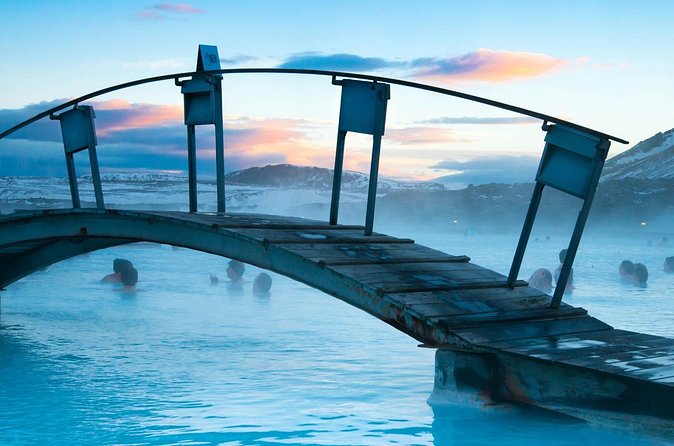 One-Way Private Transfer from Blue Lagoon to Reykjavik - Arriving in Reykjavik: why the private drop-off can save real time