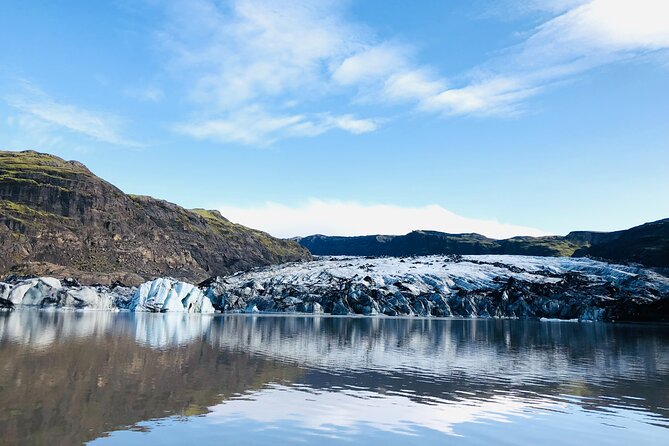 Personalized Glacier Hike on Sólheimajökull - Parking Lot Start: How the Hike Begins Smoothly