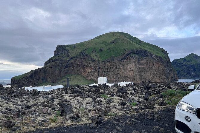 PRIVATE 2-Hours Tour - Westman Islands with a local in a BMW X5 - The onboard rules that keep the car comfortable