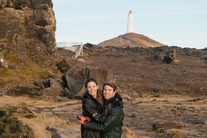 Private 3 days Tour and Northen Lights Experience with Photography with Luke - Day 3: South Coast waterfalls, Reynisfjara black sand, Dyrhólaey birds, Sólheimajökull glacier, and Vik