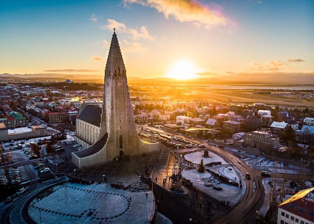 Private 3 Hours Tour with Airport Transfer in Reykjavik - Pickup Rules That Matter: Flight Numbers, Phone Status, and Keflavík Timing