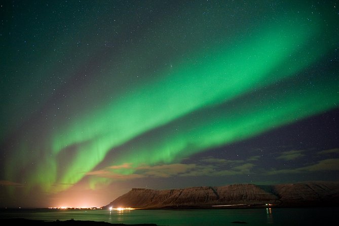 Private 4-hour Northern Lights Tour with Expert Local Guides - Key highlights at a glance