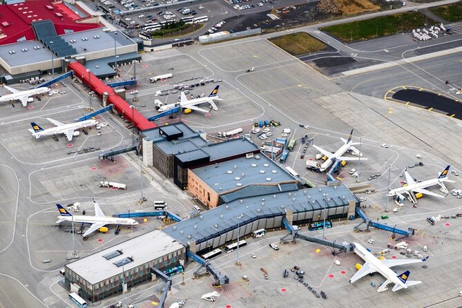 Private Airport Transfer from Reykjavik to Keflavik Int. Airport - Reykjavik Hotel Pickup: Direct Connection from Your Lobby