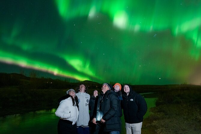 Private Aurora Hunt with Photos in Super Defender - Why this private aurora hunt feels like a mission, not a bus ride