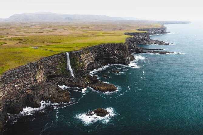 Private Bespoke Reykjanes Peninsula Tour - Kleifarvatn: calm water, strong visuals, and guided context