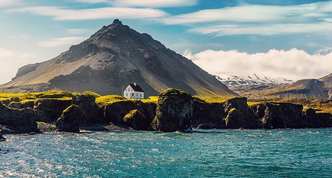 Private Bespoke Snaefellsnes Peninsula Tour - Ytri Tunga Beach: Seals, White Sand, and a Simple Kind of Thrill