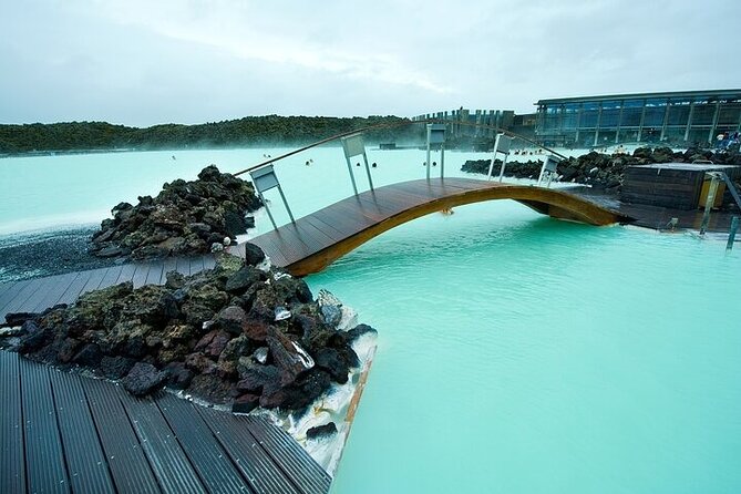 Private Blue Lagoon Tour from Reykjavik: 2 Hour Spa Experience - Entering Blue Lagoon: how Comfort Admission changes your timing